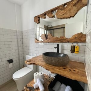 Encimeras de Baño de 120x50 cm en Madera de Olivo