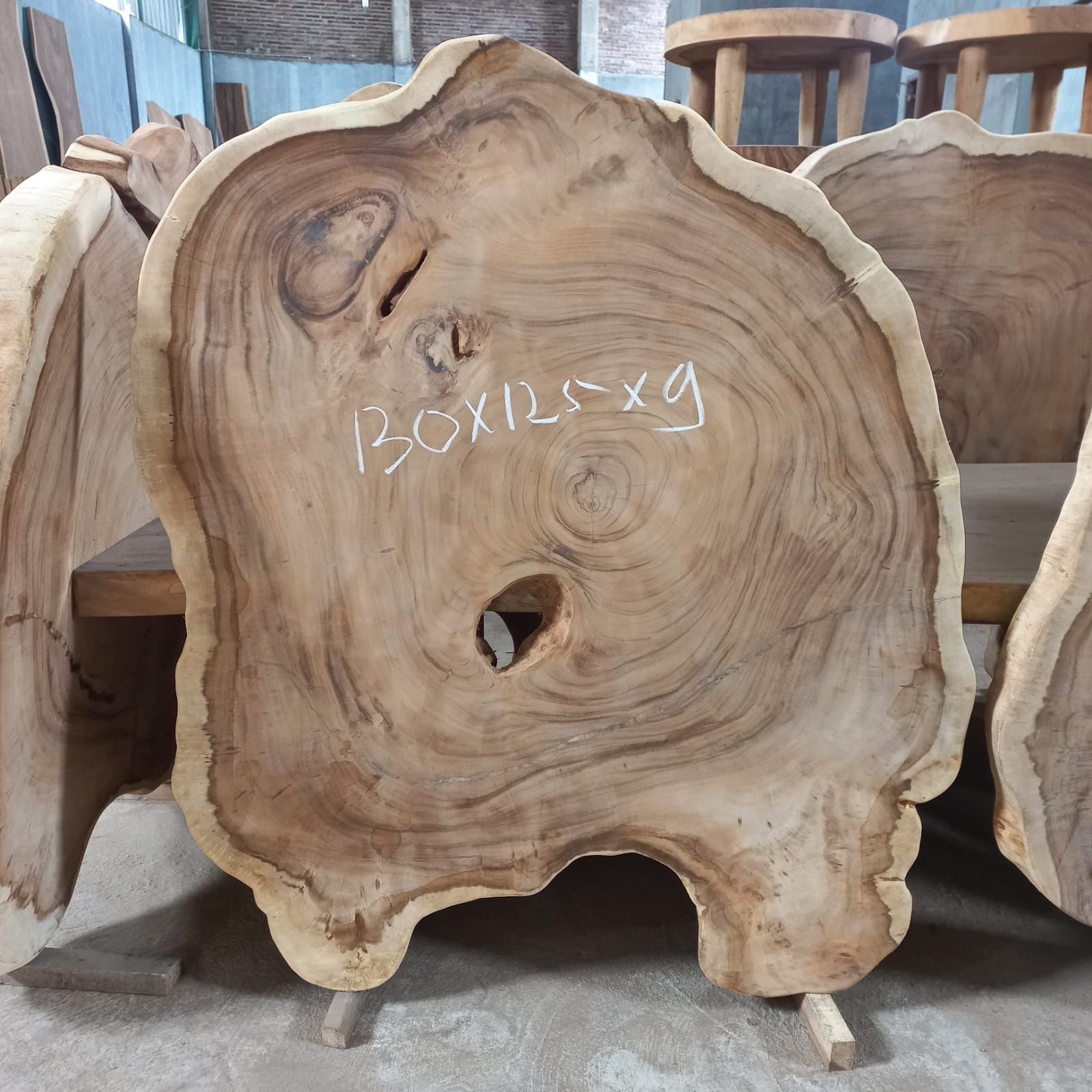 espejos de 60 cm en madera de olivo (copia) espejos de 60 cm en madera de olivo (copia)