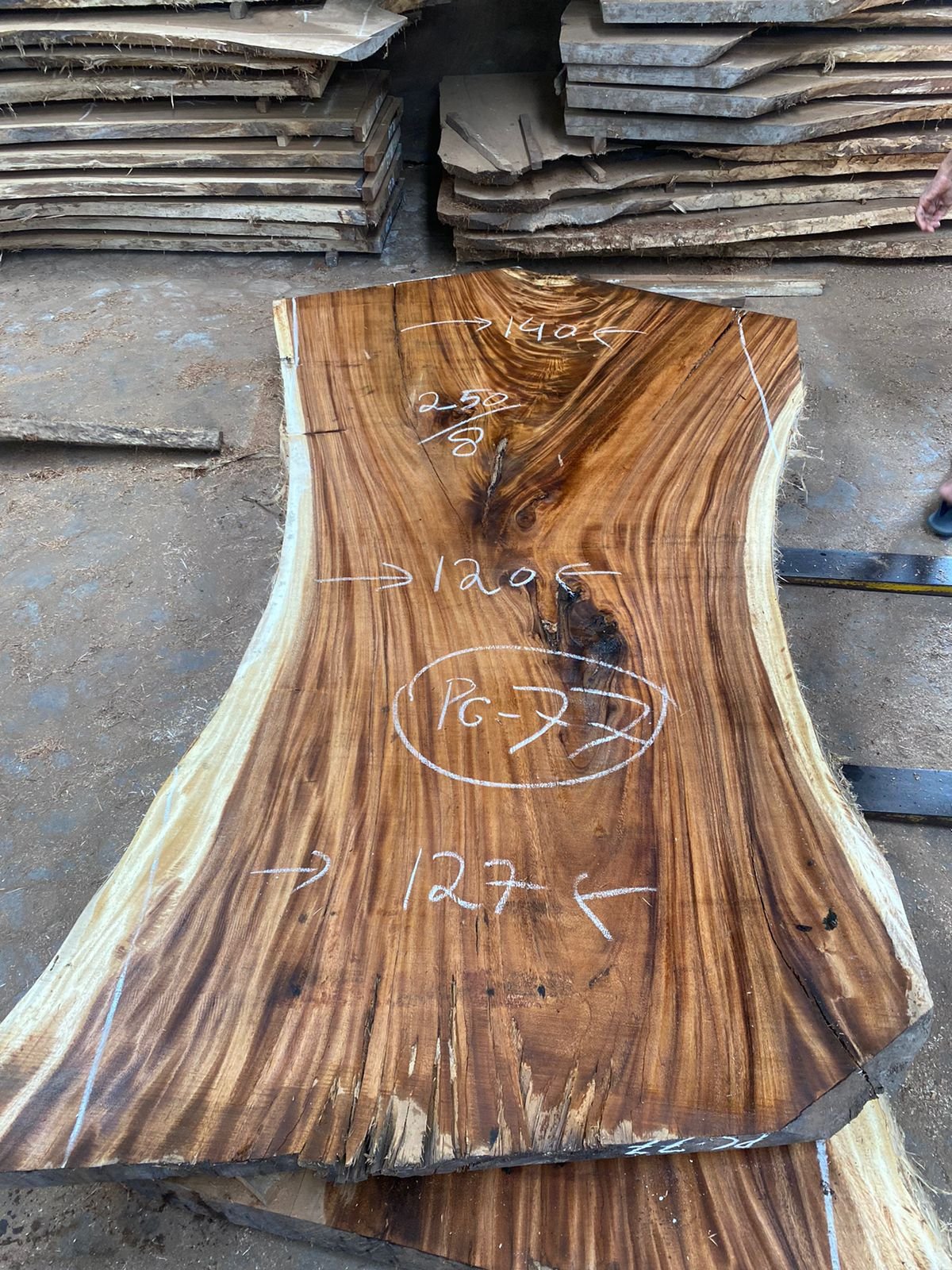 espejos de 60 cm en madera de olivo (copia) espejos de 60 cm en madera de olivo (copia)