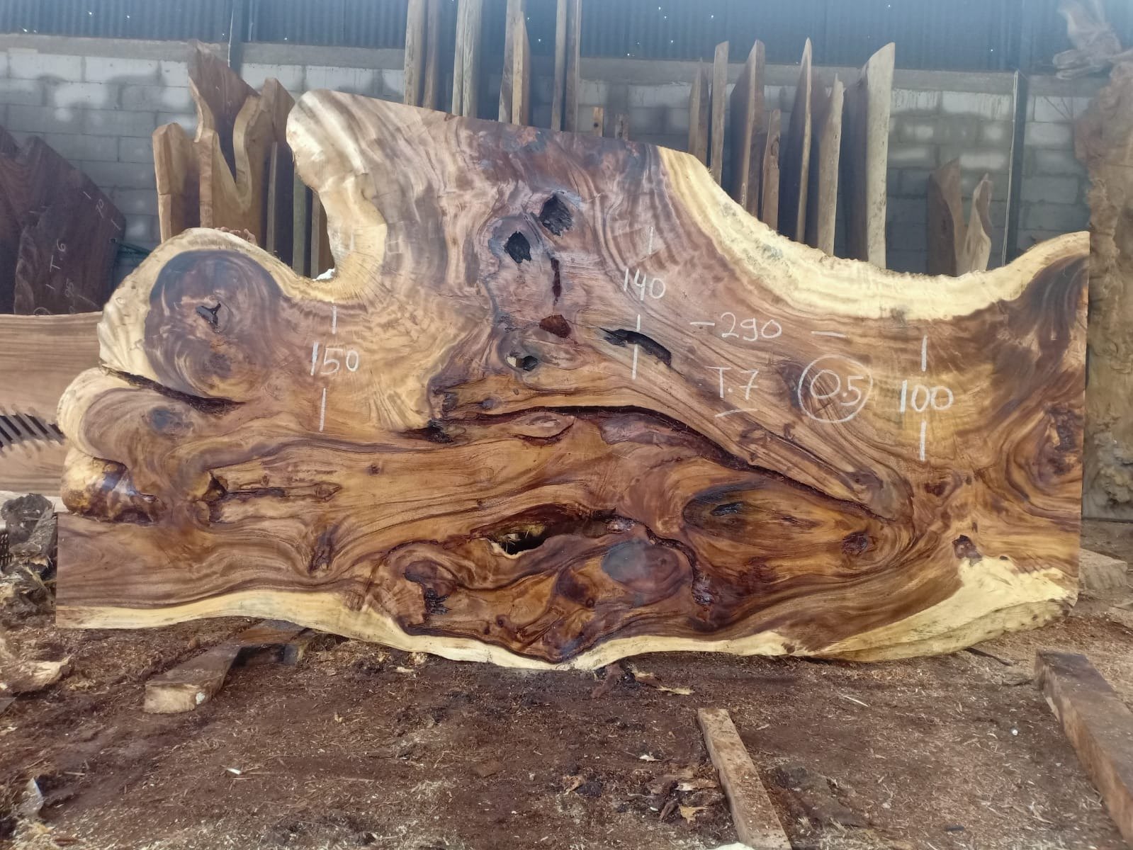 espejos de 60 cm en madera de olivo (copia) espejos de 60 cm en madera de olivo (copia)